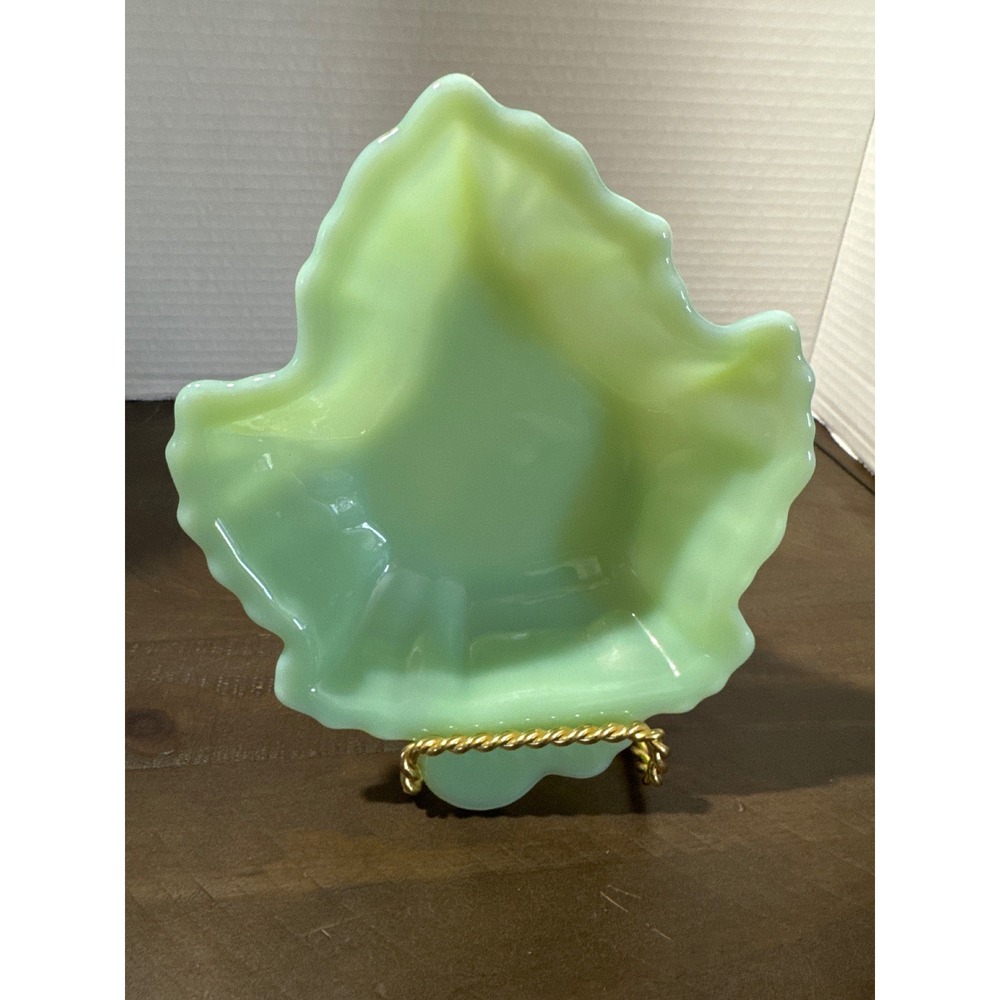 Vintage Jadeite Glass Leaf Trinket Dish Pale Green Mid Century Modern Decor